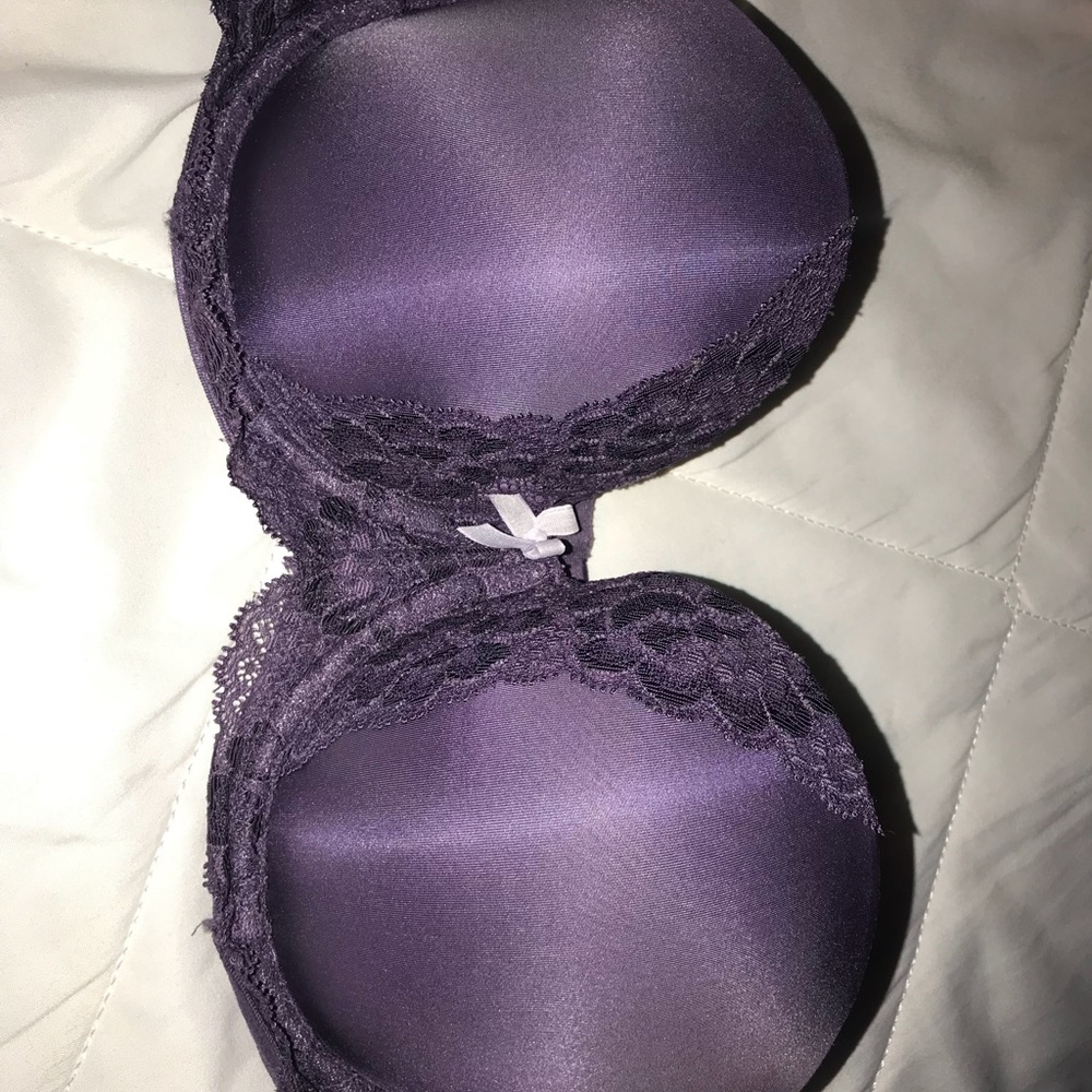 Victorious secret strapless bra
